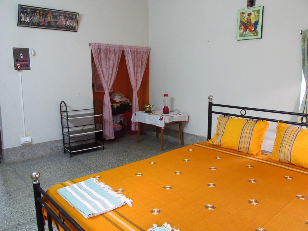 Pubali Homestay بولبور المظهر الخارجي الصورة